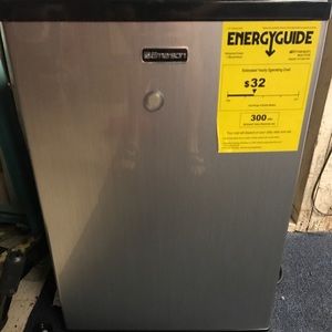 Black mini fridge (runs perfectly)