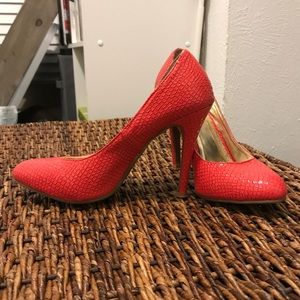 Steve Madden Coral Heels