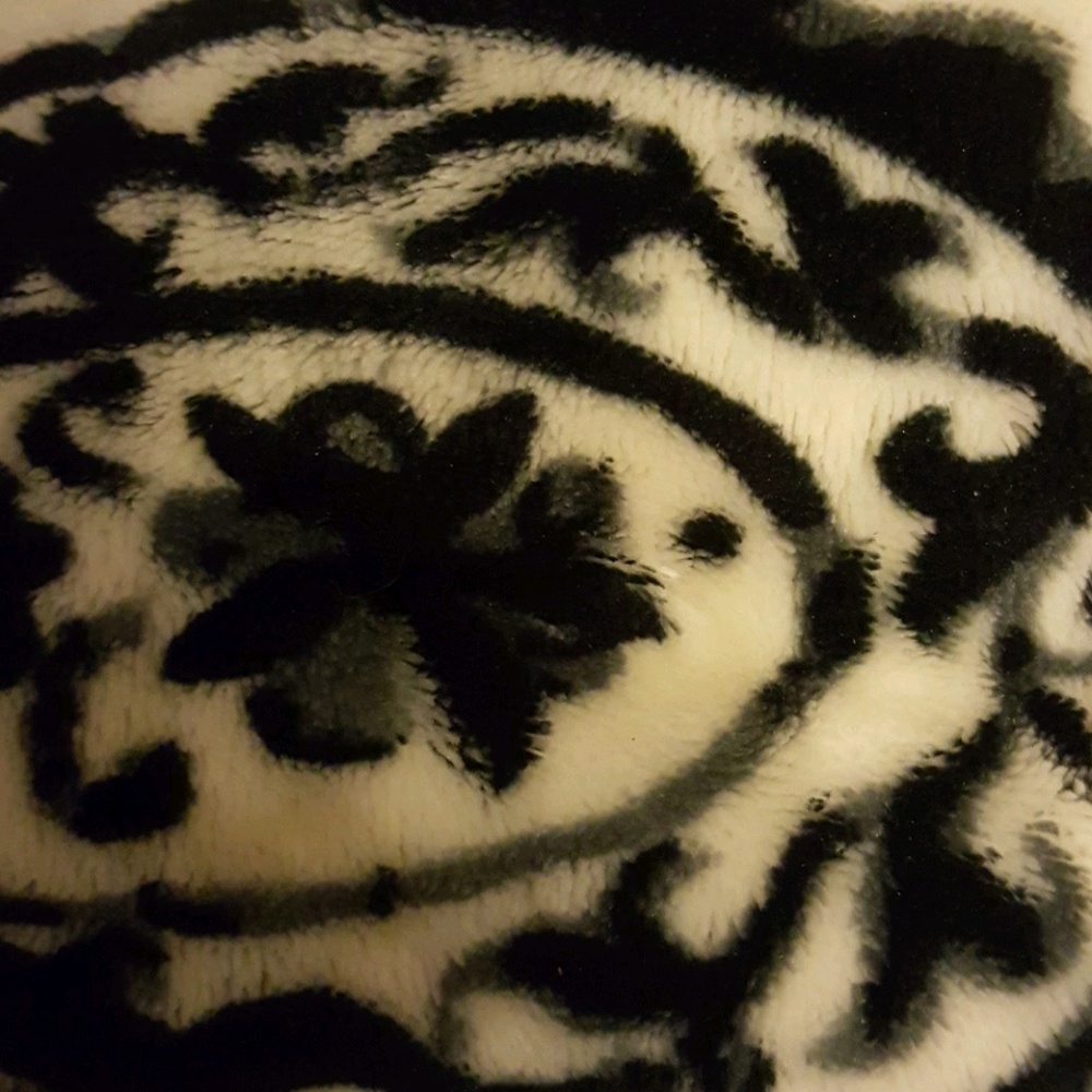 Meet your Posher, Luzma