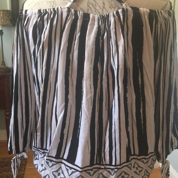 Cato Casual/Dressy Top NWT - Picture 5 of 5