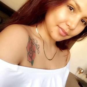 Meet your Posher, Fatima