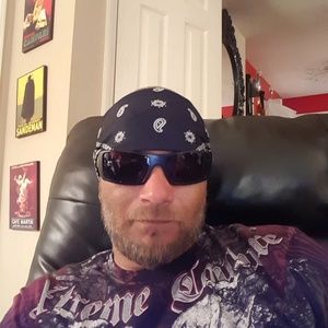 Meet your Posher, Lee