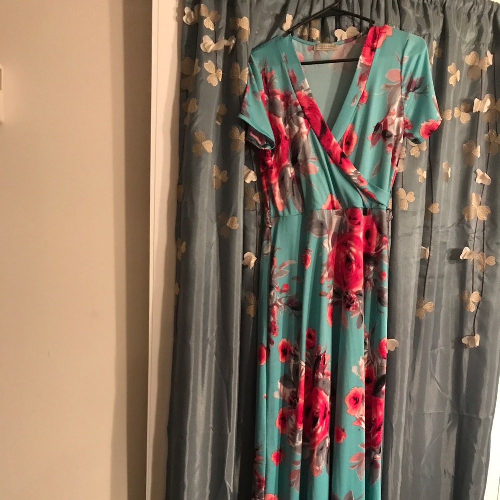 Flowered maxi dress