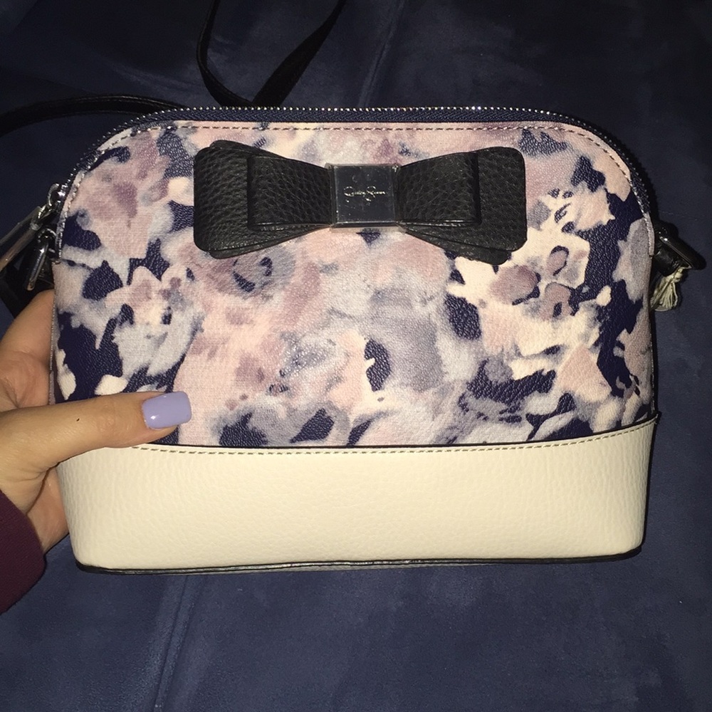 NWT Jessica Simpson Cross Body Floral Bag