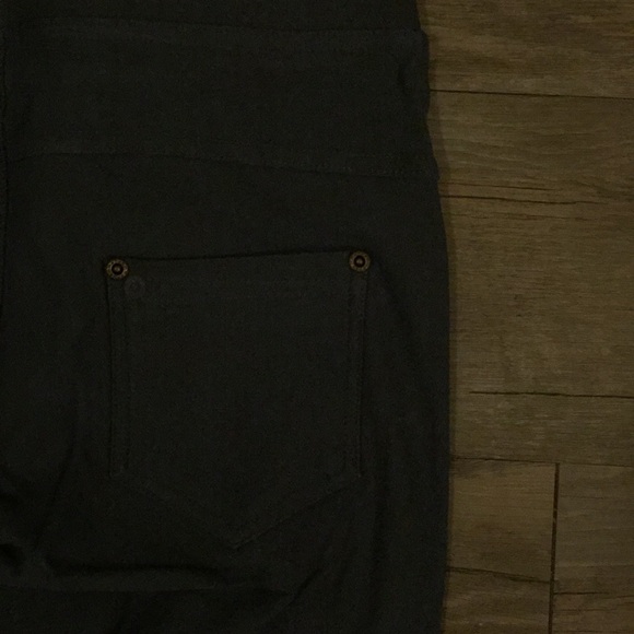 Durable & cute Jeggings - Picture 3 of 4