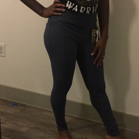 Durable & cute Jeggings - Picture 2 of 4