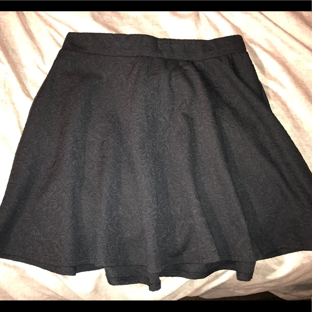 Fall, high-waisted, black skirt.