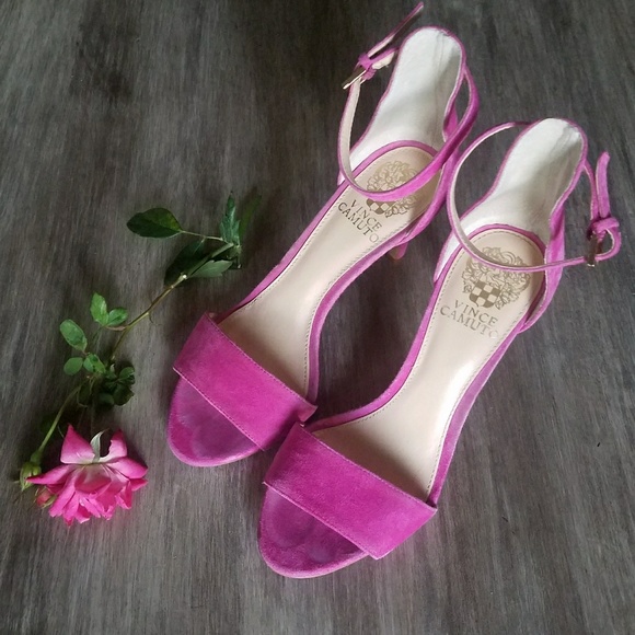 Vince Camuto Shoes - Pink suade vince camuto heels
