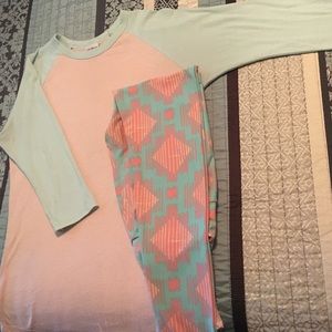 LuLaRoe outfit.