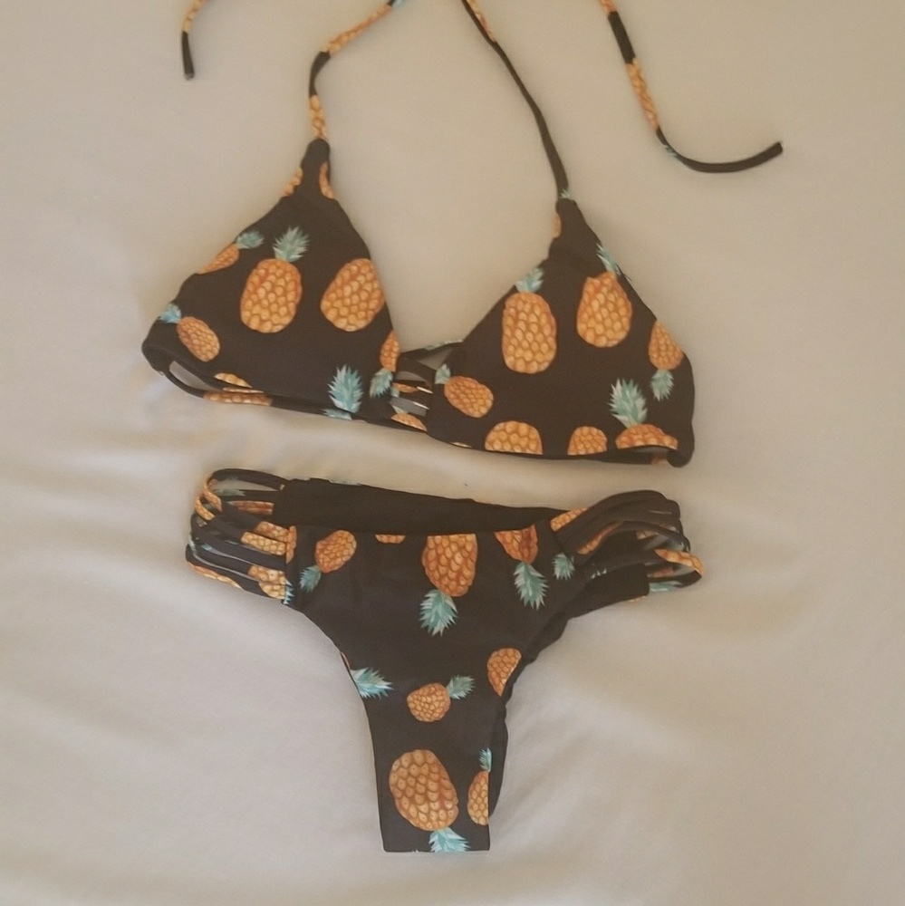 Pineapple printed bikini set
