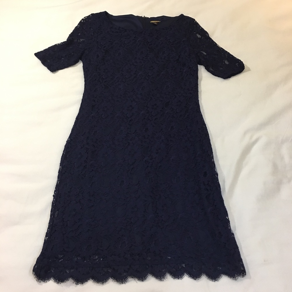 Navy lace quarter sleeve dress