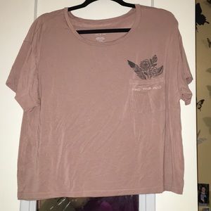 Soft and sexy AE tshirt