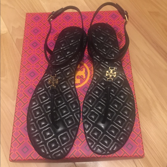 Tory Burch Marion Quilted T- Strap Sandal size 7.5 - Picture 1 of 5