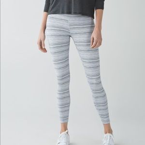 RARE lululemon High Times Cyber Stripe Silver Fox