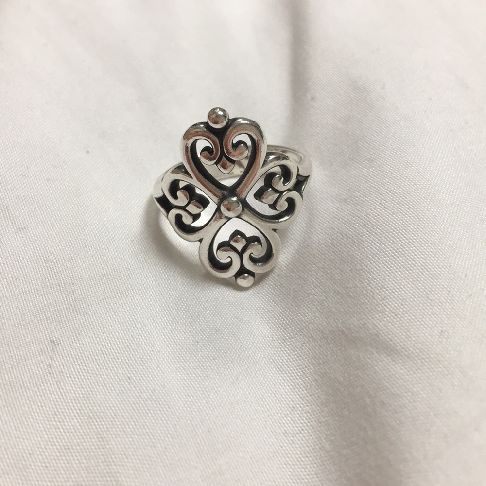 James Avery adorned hearts ring size 8