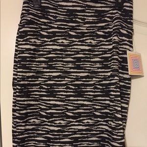 Lularoe cassie pencil skirt new size medium