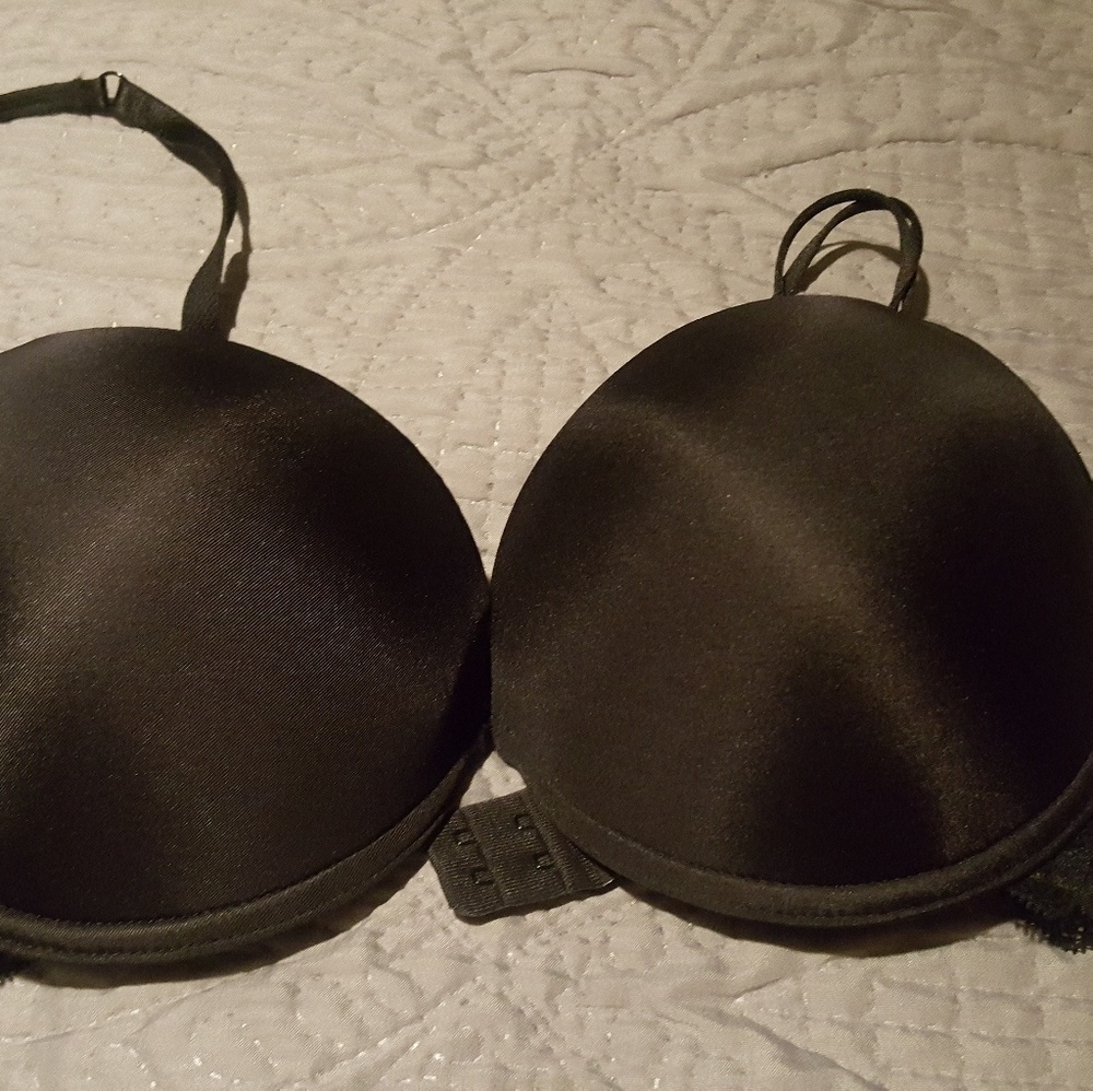 Frederick's of Hollywood