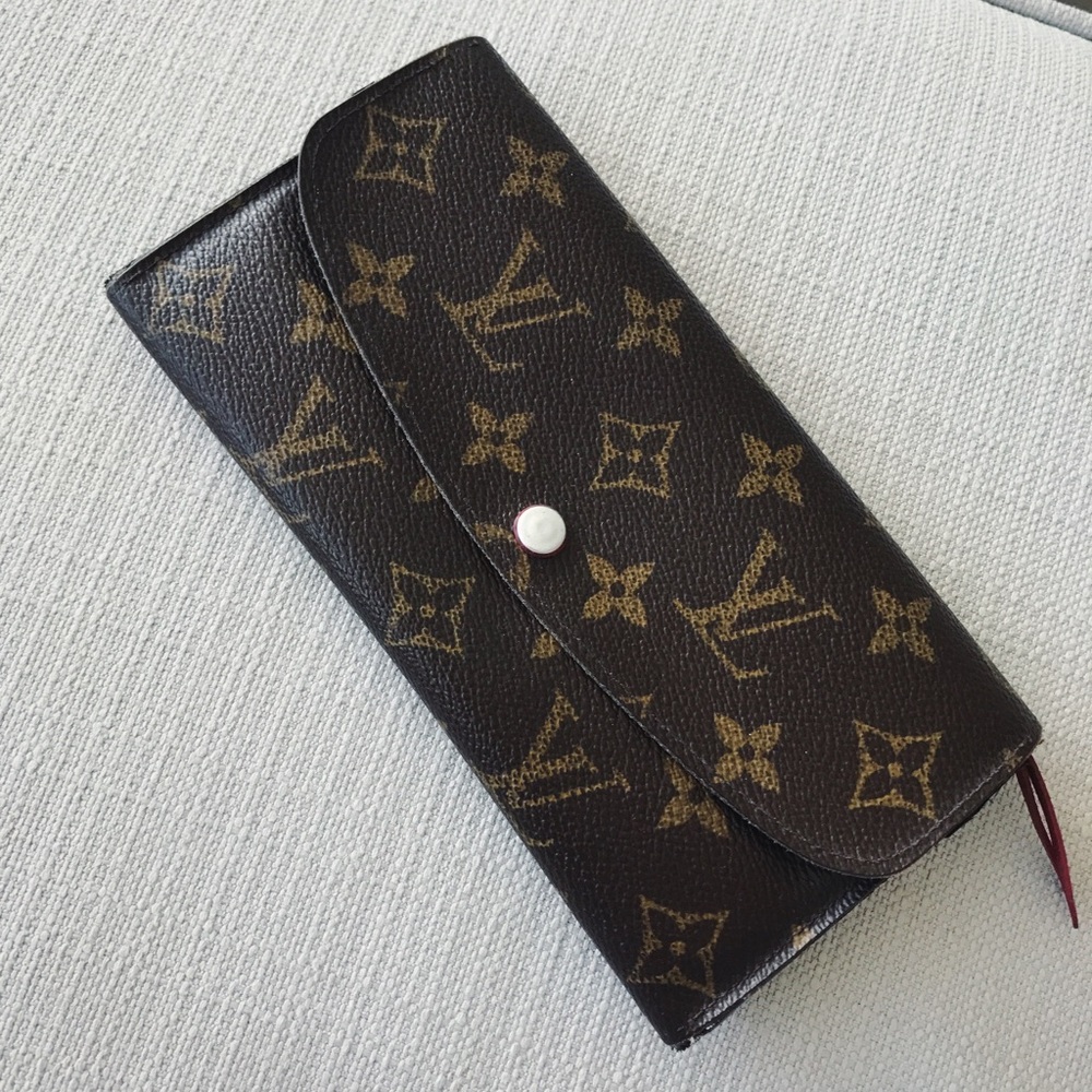 Louis Vuitton authentic classical wallet
