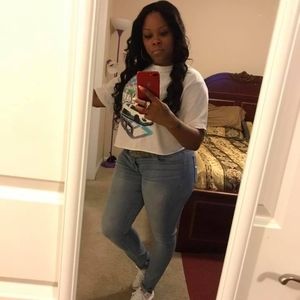 Meet your Posher, Nadine