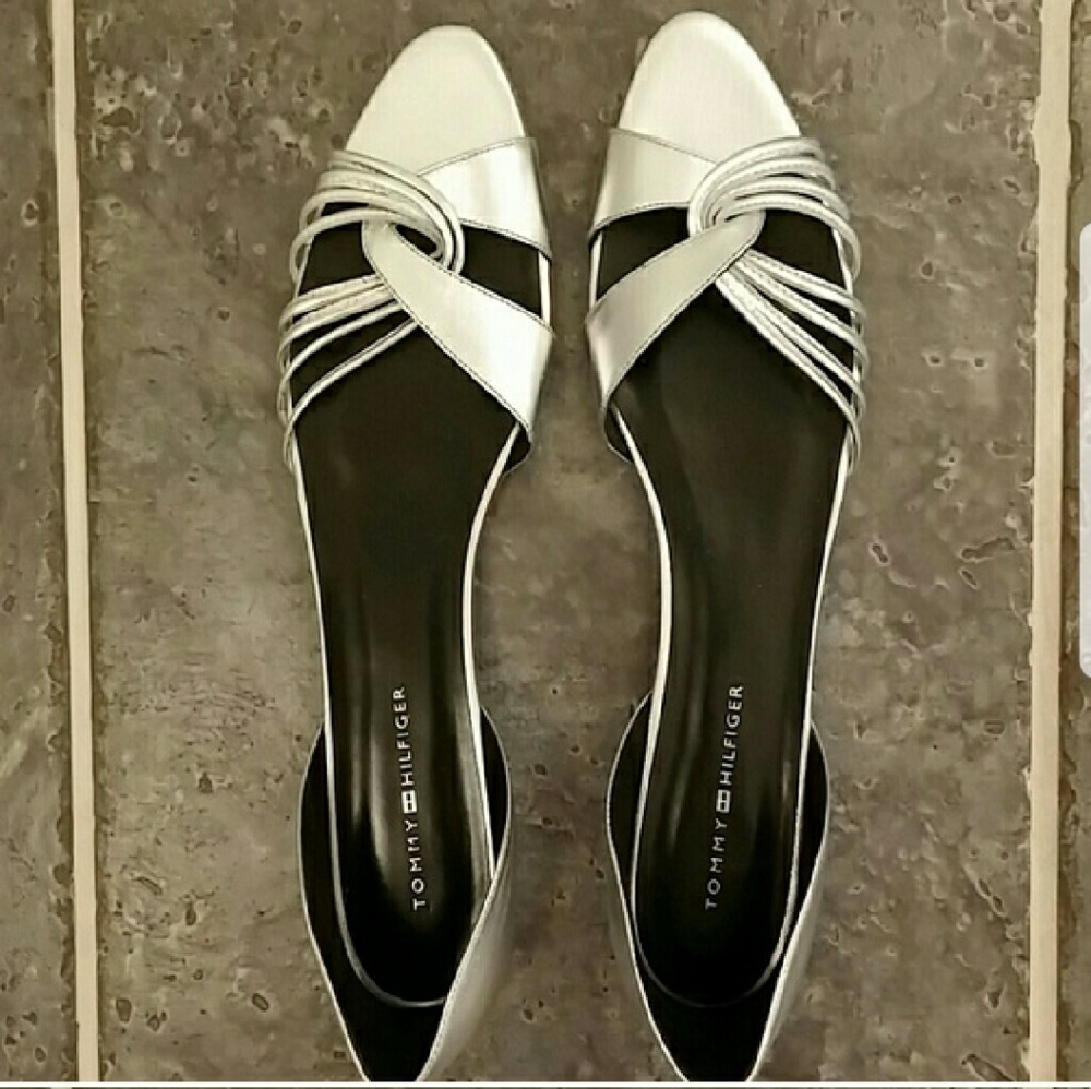 Tommy Hilfiger flats