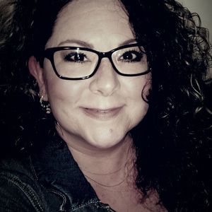 Meet your Posher, Danelle