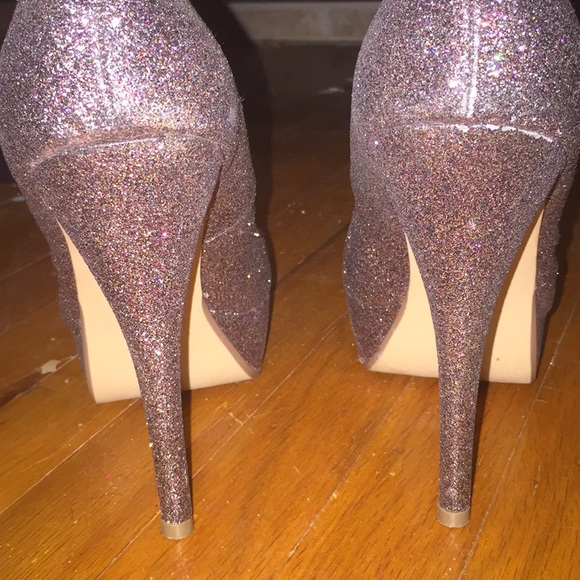 Gold/Purple glitter pumps 👠 - Picture 3 of 8
