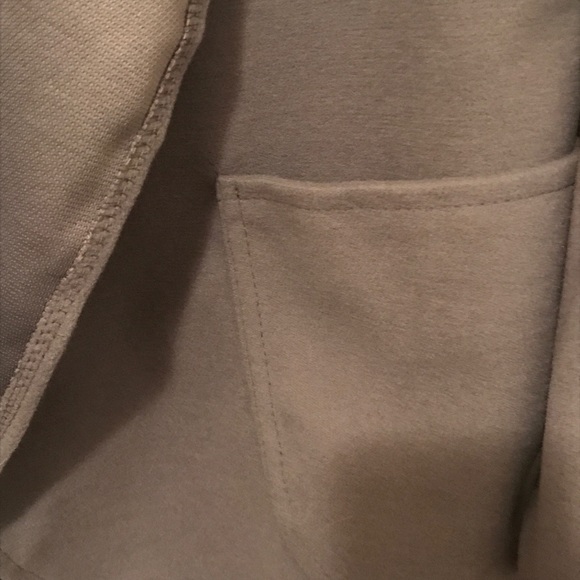 NWT grey hooded fleece wrap jacket - Picture 3 of 5