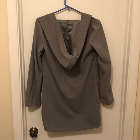 NWT grey hooded fleece wrap jacket - Picture 4 of 5