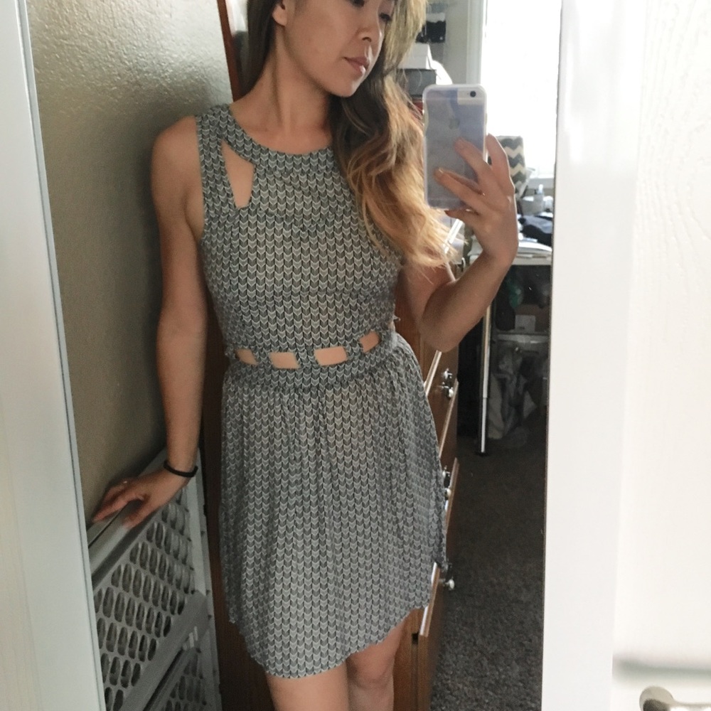 NWT H&M black and white dress