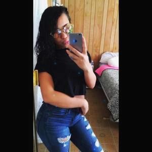 Meet your Posher, Monica