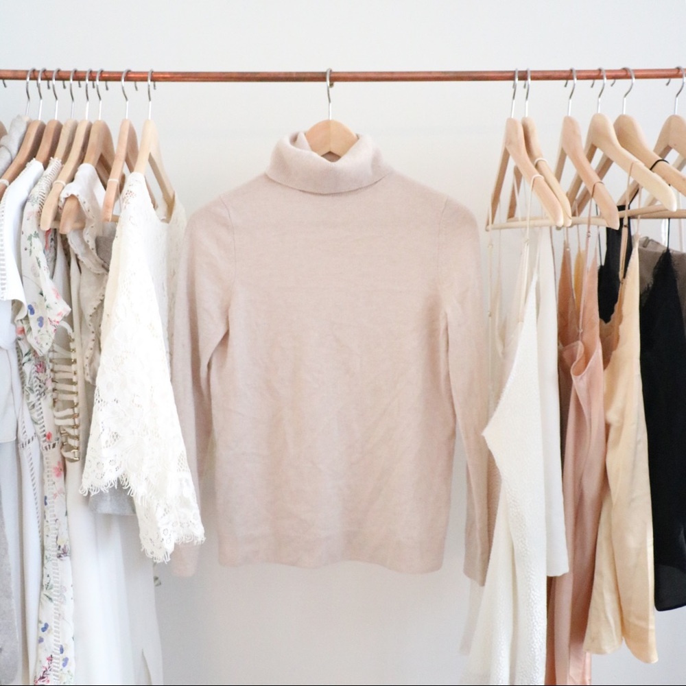 Vineyard Vines Cashmere Turtleneck