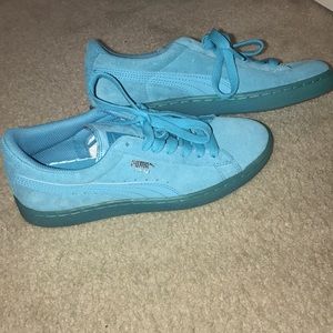 Puma sneakers