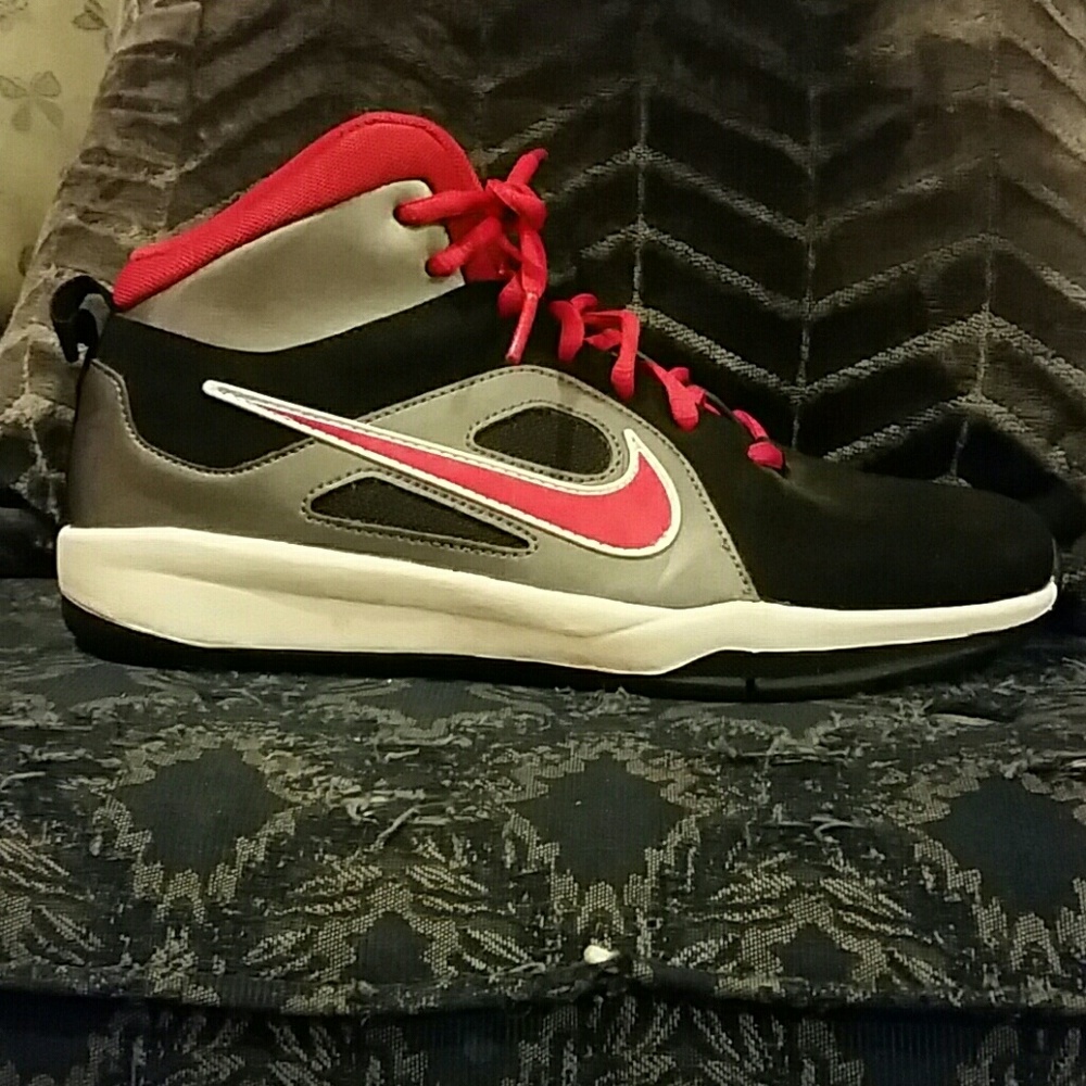 Boys Nike Basketball Shoes