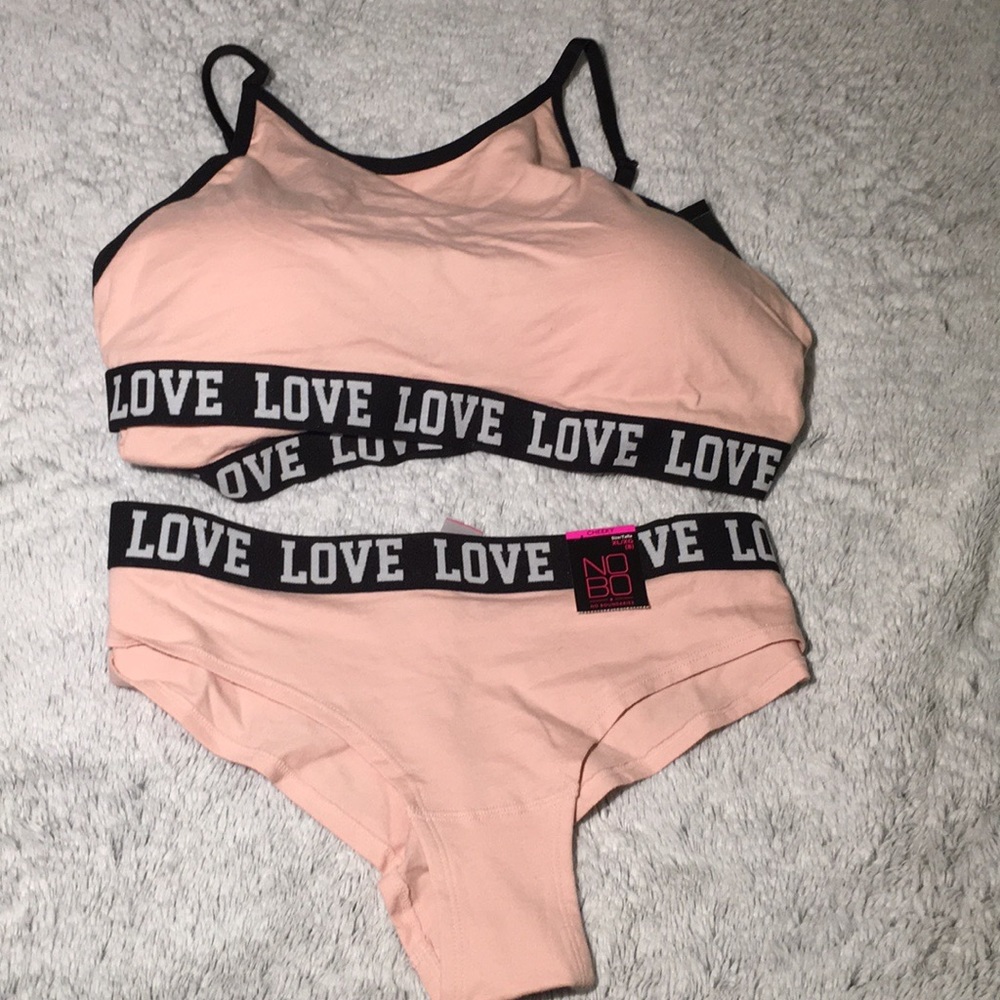 Bra and panty set