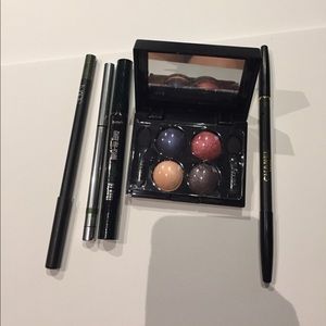 Bundle of new make up!!