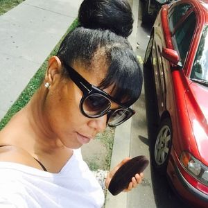 Meet your Posher, Nina