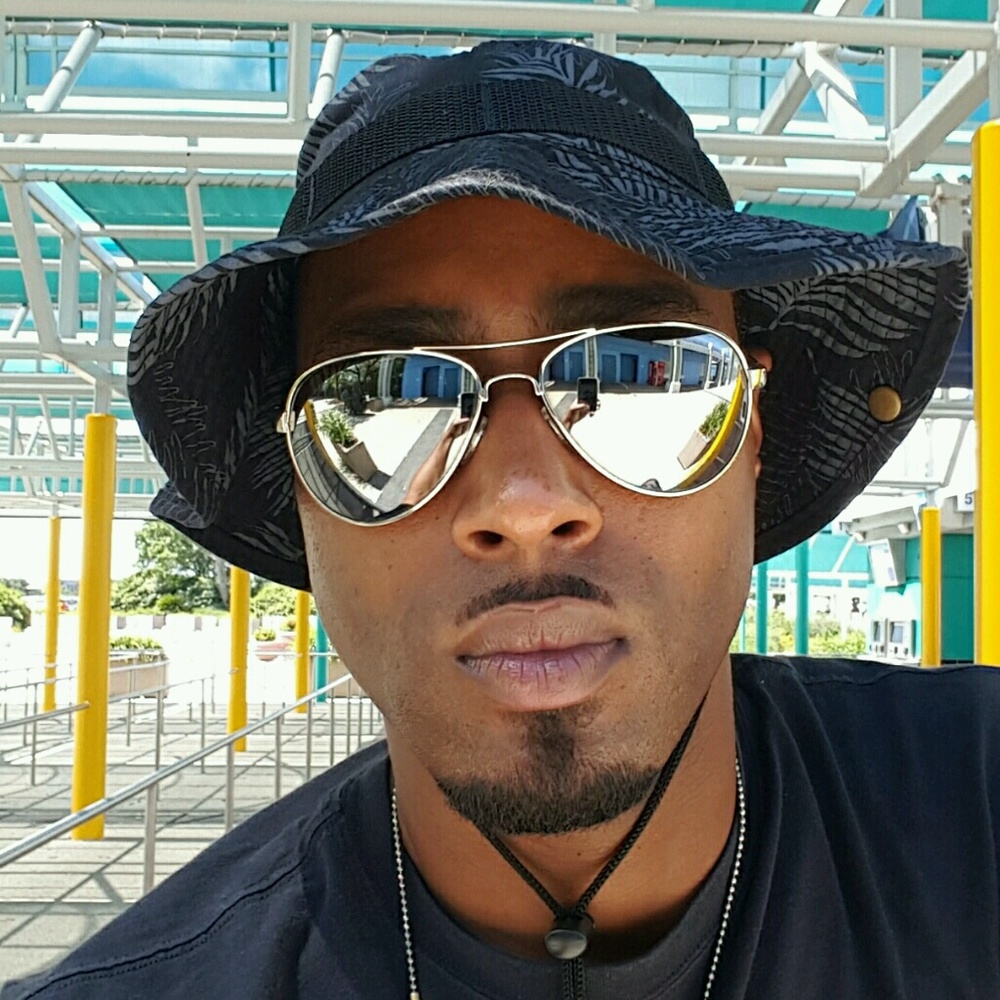 Meet your Posher, Bryson