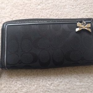 Coach black bow wallet