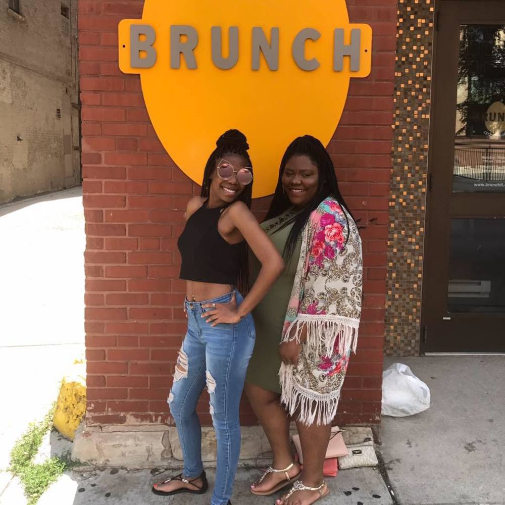 Meet your Posher, Taylor