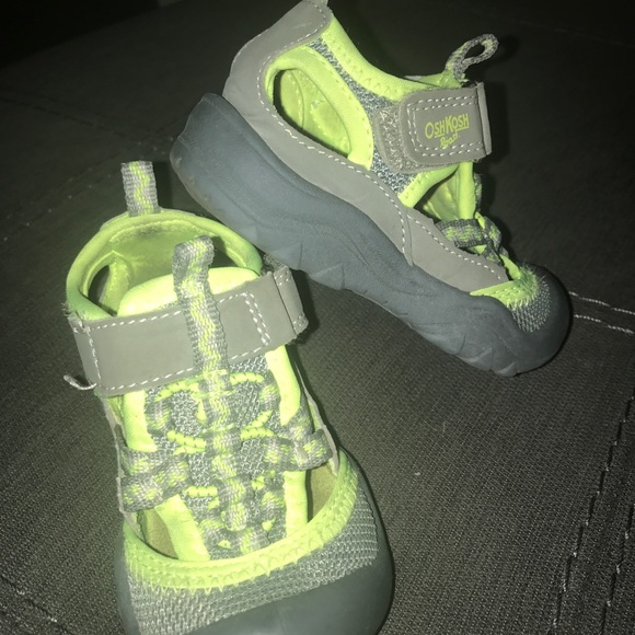 Oshkosh boys Velcro sandals neon/grey. Gently used - Picture 3 of 5