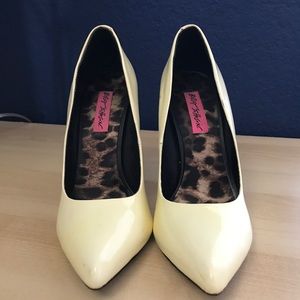 Betsey Johnson - Marilyn Monroe shoes