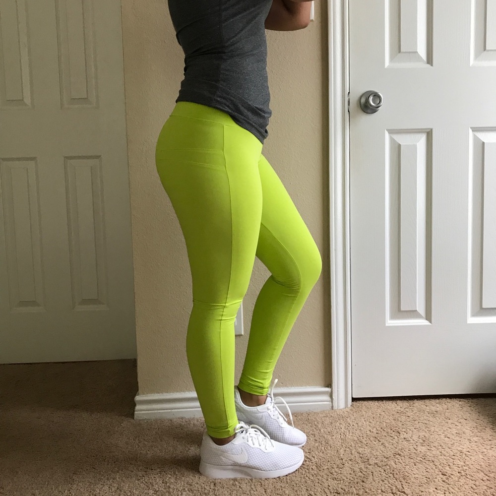 🎉♦️S O L D♦️🎉 Brazilian Acaiberry Gym Leggings