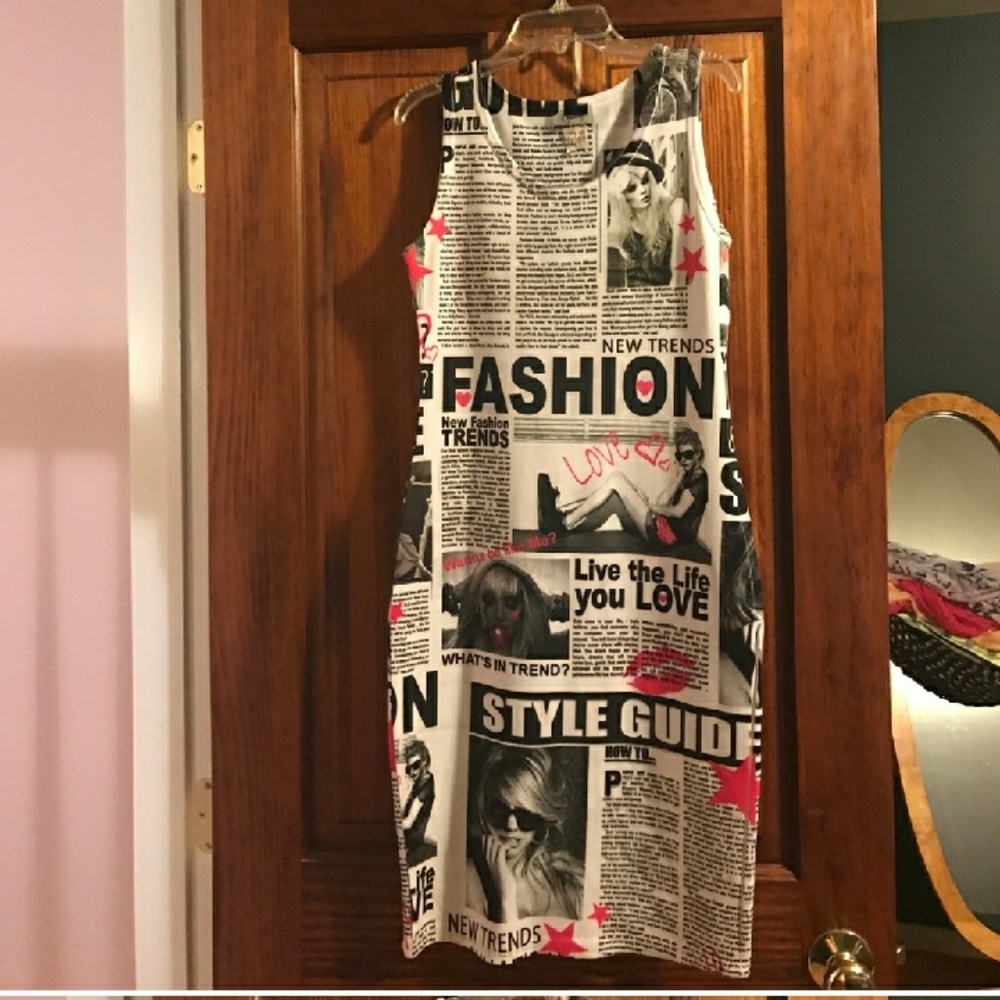 Newspaper bodycon dress midi