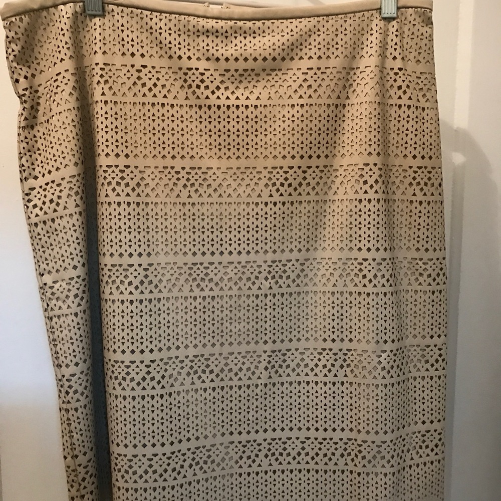 Beige pleather skirt
