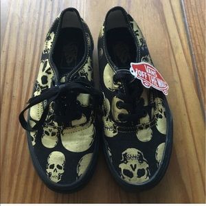 Brand new skull Vans!