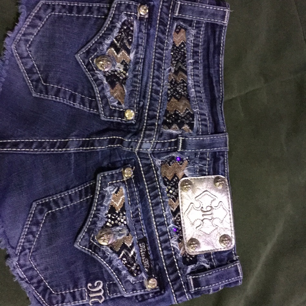 ✨MISS ME SHORTS SIZE 24✨