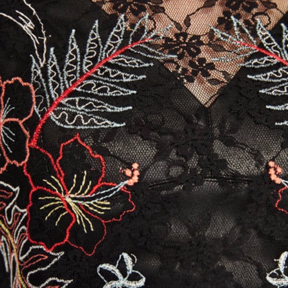 Zara Embroidered Lace T-Shirt S Black 0264/079 - Picture 6 of 7