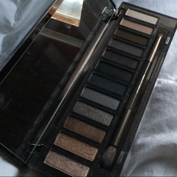 Urban Decay Palette - Picture 3 of 4