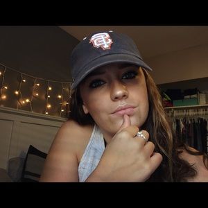 Meet your Posher, Coral