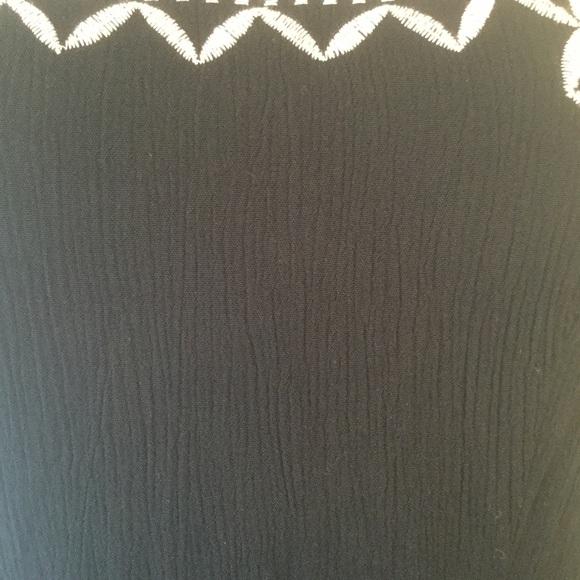 Xhilaration Dress M Rayon Embroidered Festival - Picture 3 of 8